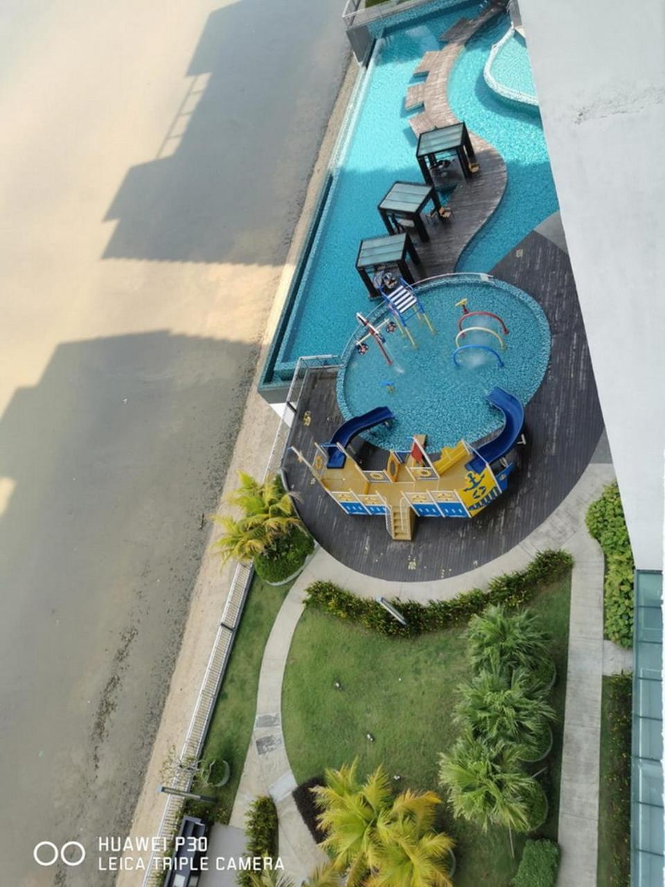 Leisure2 Imperium Residence Kuantan Seaview Studio Exteriör bild